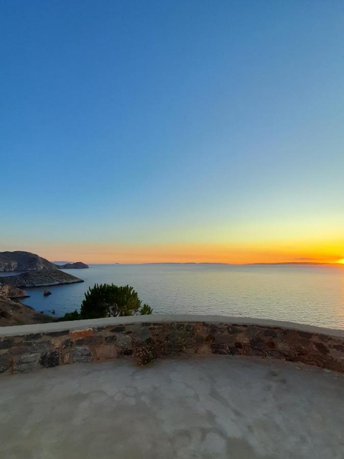 C & C _ Cycladic House With Endless Sea View Villa Ermoupoli Eksteriør billede